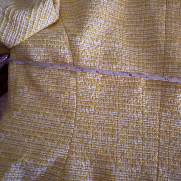 Yellow tweed blazer - Picture 5 of 9